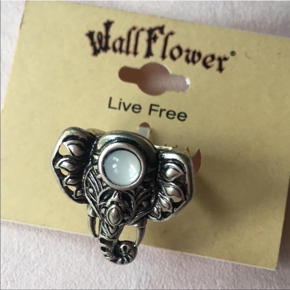 ✴️ Ganesha Ring - Picture 2 of 4